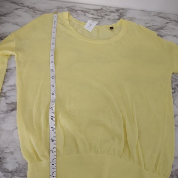 Cabi Gossamer Lightweight Yellow Crew Neck Long Sleeve‎ Women Sweater XS - Picture 8 of 9